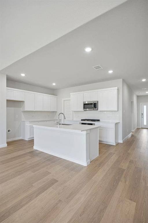 1324 Companero Street, Haslet, TX 76052 Kitchen in the Masters home plan by Trophy Signature Homes – REPRESENTATIVE PHOTO