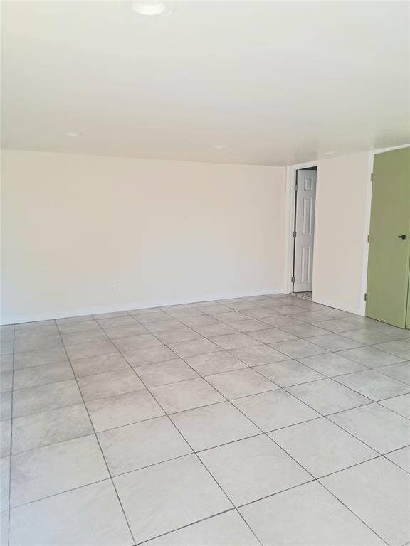 708 S Willomet Avenue, Dallas, TX 75208