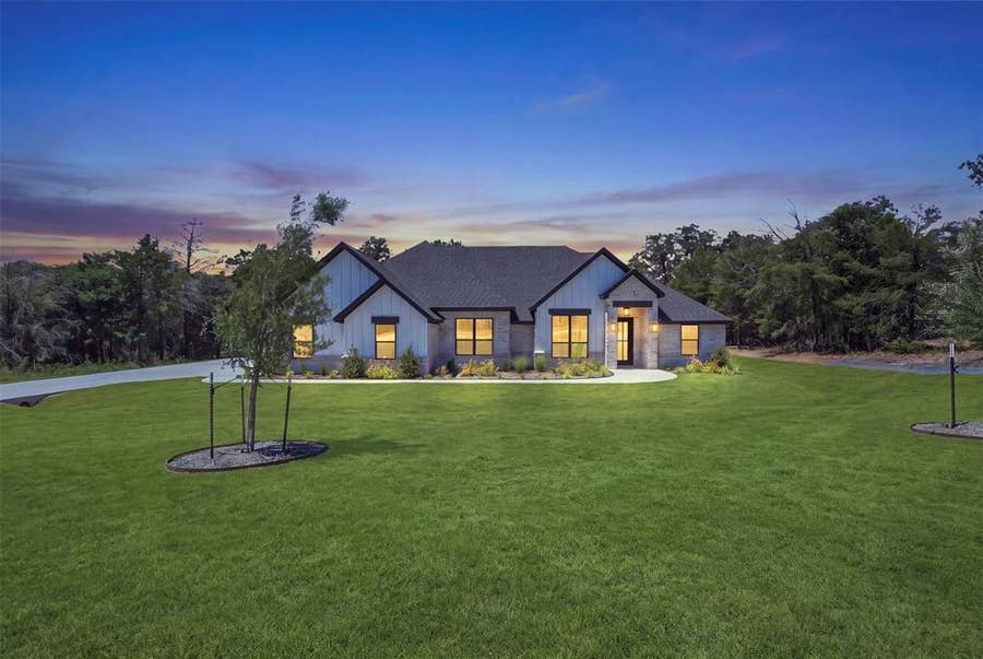 Property photo for 2017 Forest Bridge Drive, Azle, TX