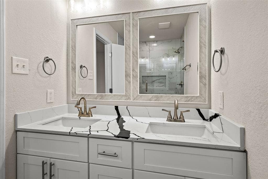 1453 Saint Patrick Drive, Plano, TX 75074 1453 Saint Patrick Drive, Plano, TX 75074