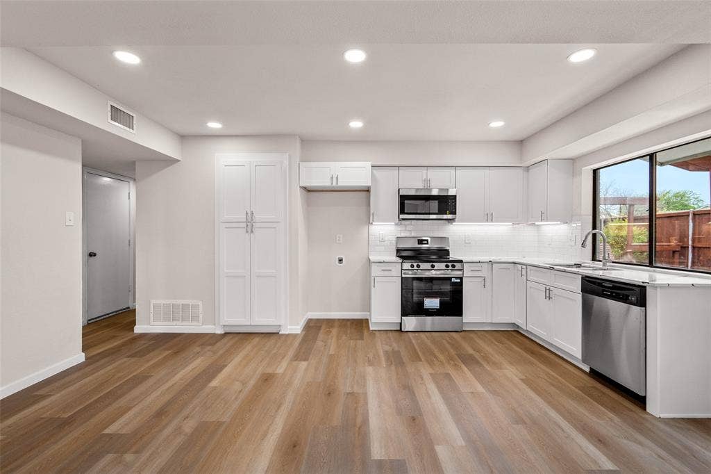 1453 Saint Patrick Drive, Plano, TX 75074 1453 Saint Patrick Drive, Plano, TX 75074