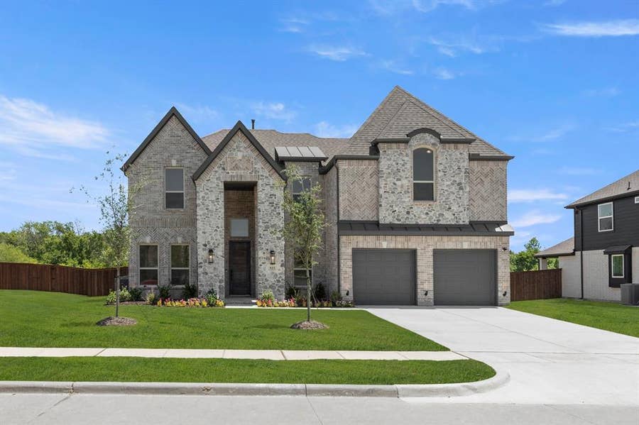 Property photo for 933 Gold Finch Lane, Forney, TX