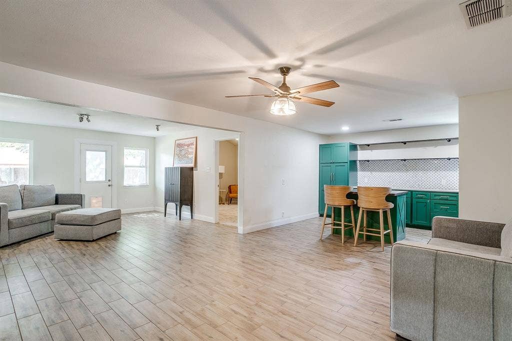 6709 Summit Ridge Drive, Watauga, TX 76148 6709 Summit Ridge Drive, Watauga, TX 76148