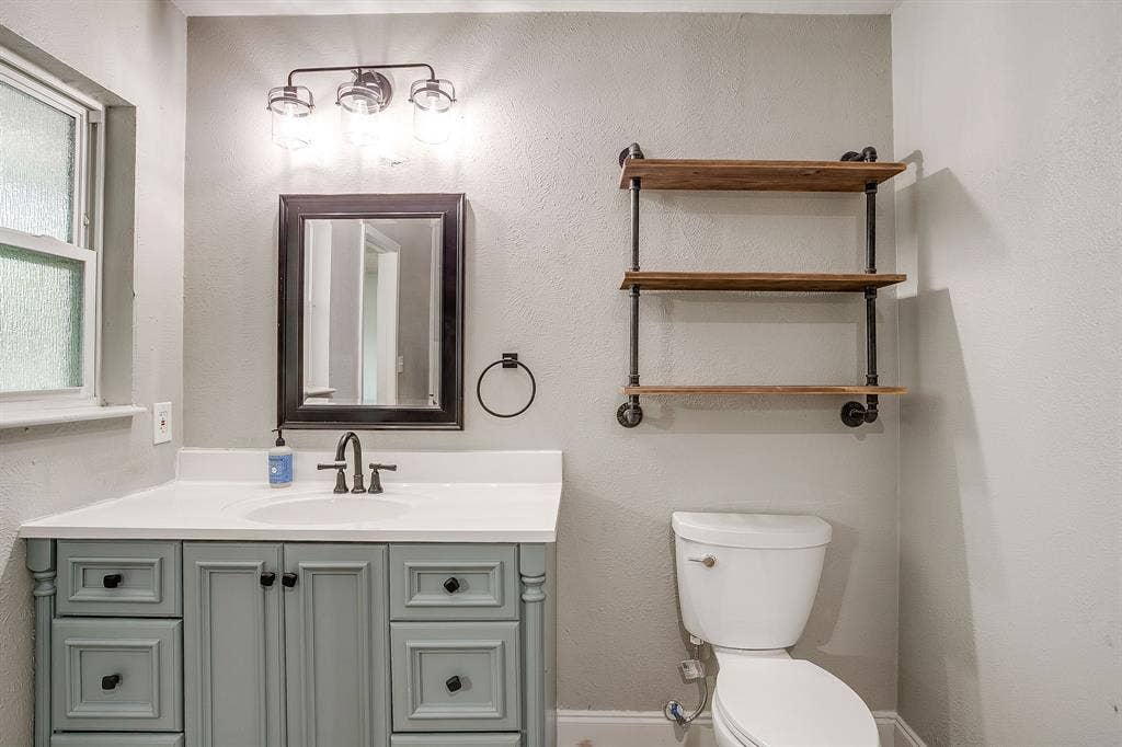 6709 Summit Ridge Drive, Watauga, TX 76148 6709 Summit Ridge Drive, Watauga, TX 76148