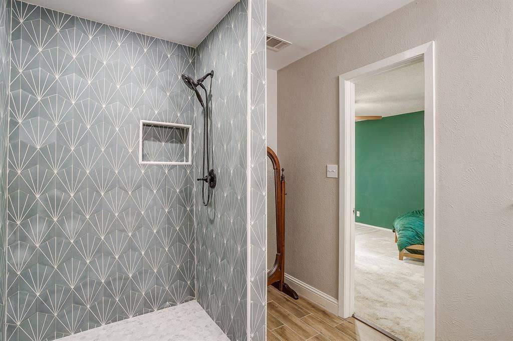 6709 Summit Ridge Drive, Watauga, TX 76148 6709 Summit Ridge Drive, Watauga, TX 76148