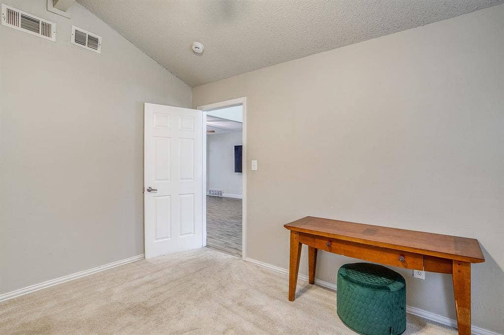 6709 Summit Ridge Drive, Watauga, TX 76148 6709 Summit Ridge Drive, Watauga, TX 76148