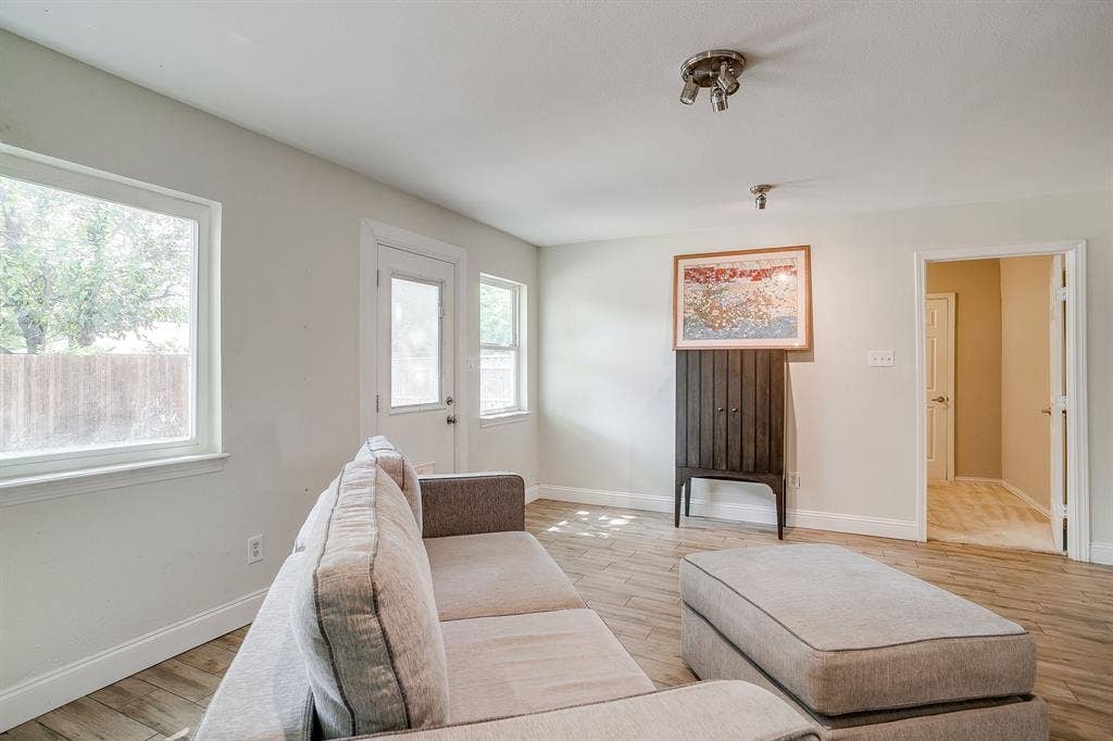 6709 Summit Ridge Drive, Watauga, TX 76148 6709 Summit Ridge Drive, Watauga, TX 76148