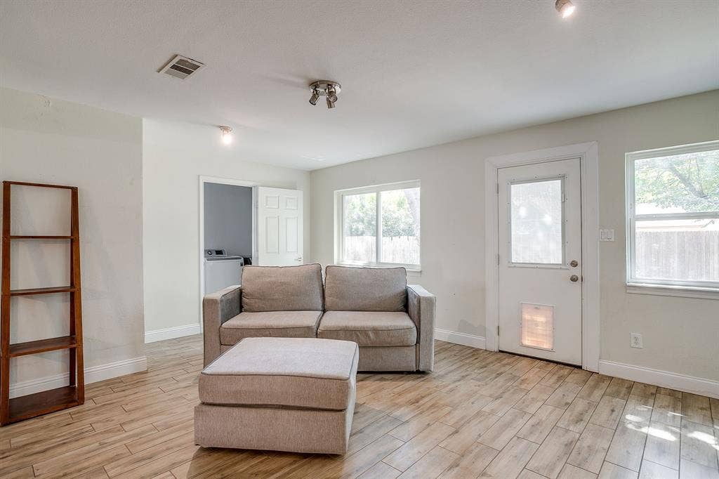 6709 Summit Ridge Drive, Watauga, TX 76148 6709 Summit Ridge Drive, Watauga, TX 76148
