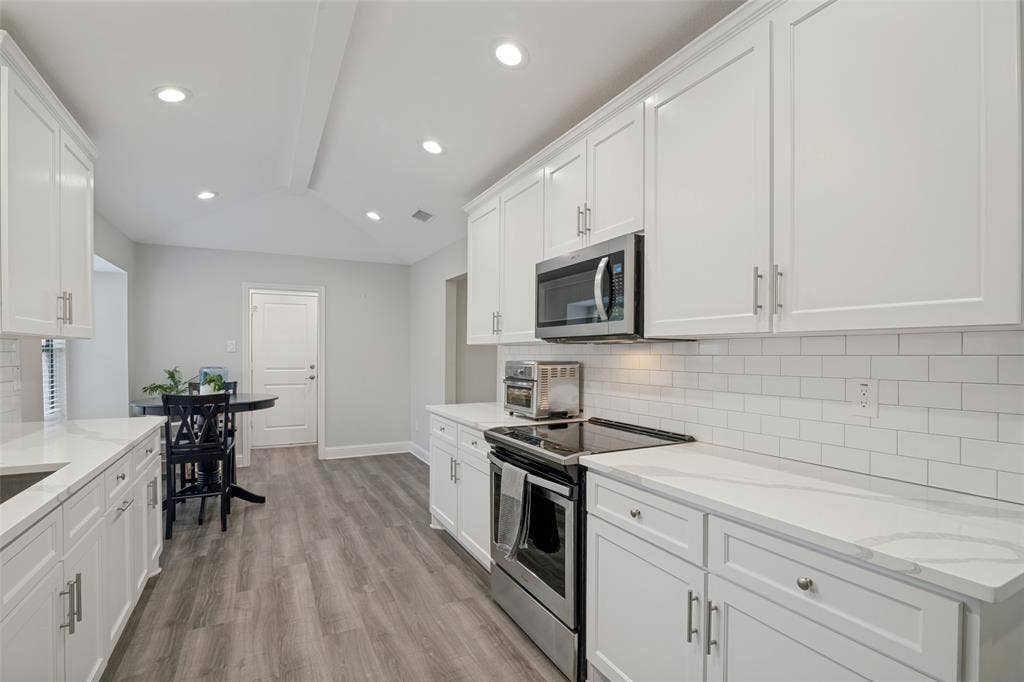 3313 Darion Lane, Plano, TX 75093 3313 Darion Lane, Plano, TX 75093
