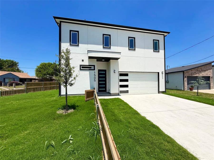 Property photo for 1505 Fordham Road, Dallas, TX