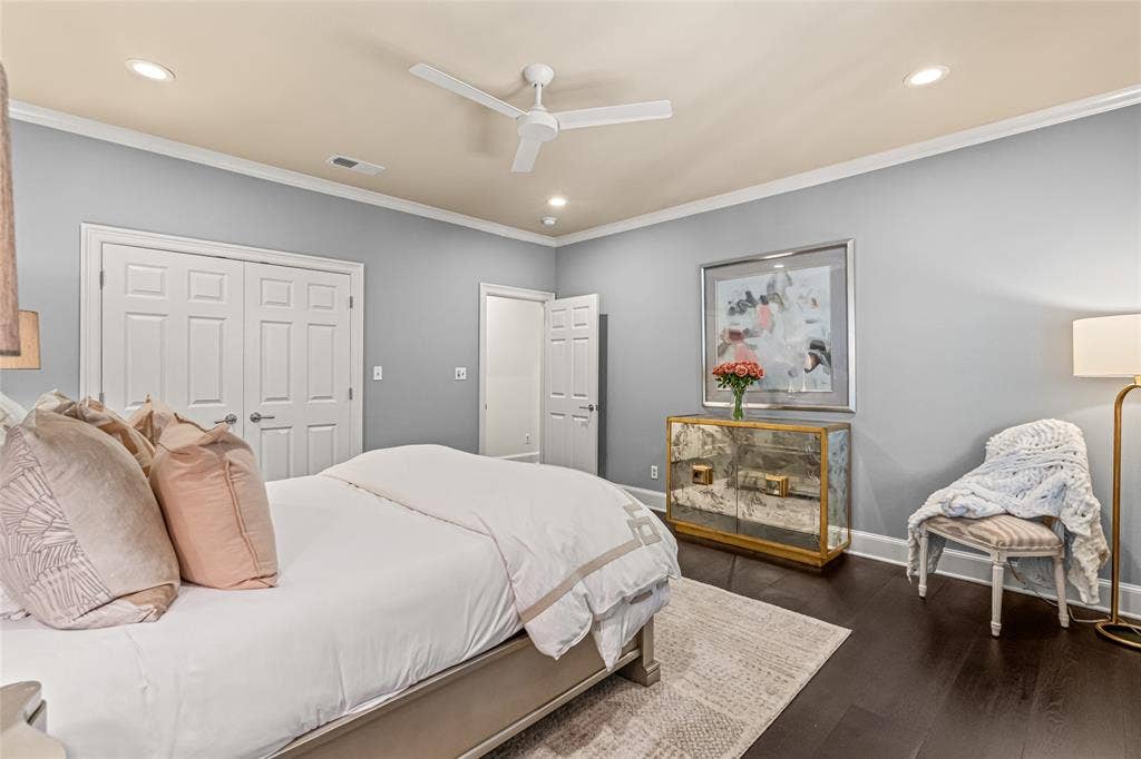 3633 Crestline Road, Fort Worth, TX 76107 3633 Crestline Road, Fort Worth, TX 76107