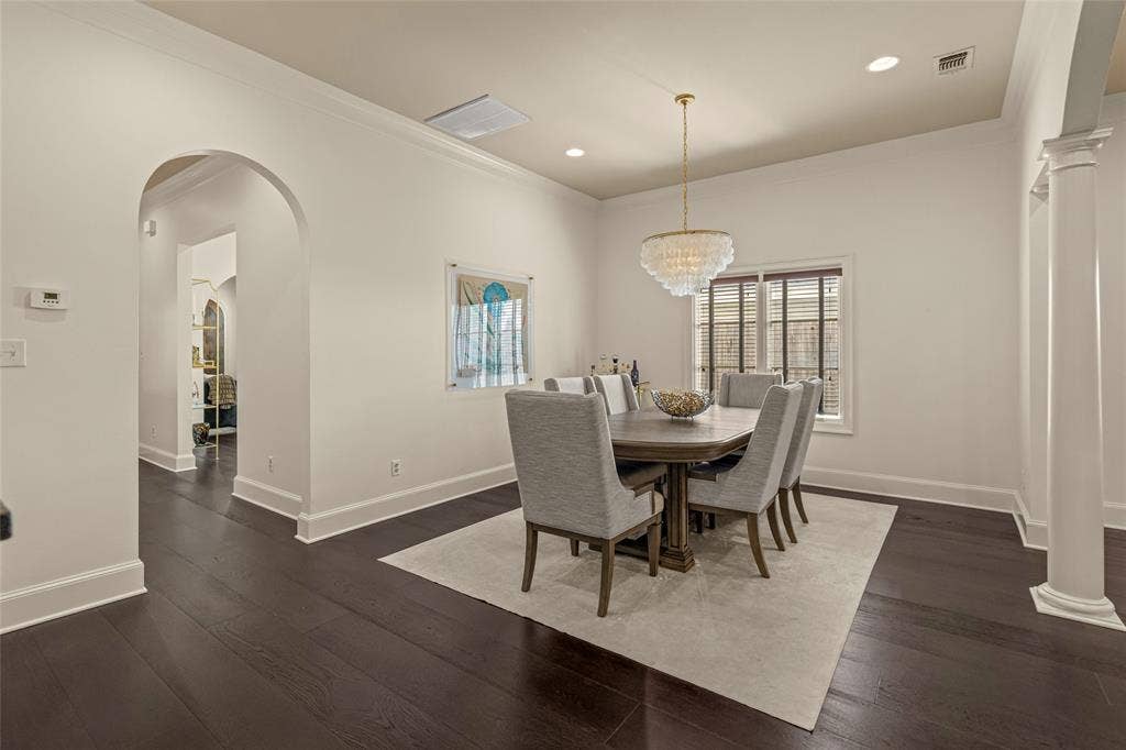 3633 Crestline Road, Fort Worth, TX 76107 3633 Crestline Road, Fort Worth, TX 76107