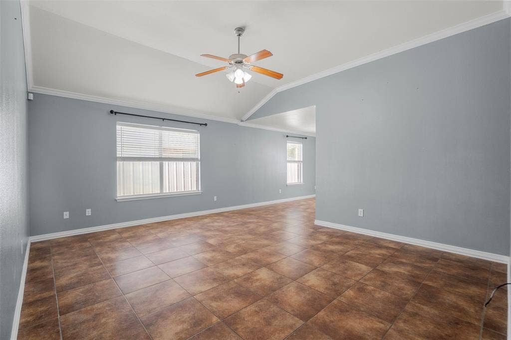 1626 Canary Island Court, Dallas, TX 75217 living room