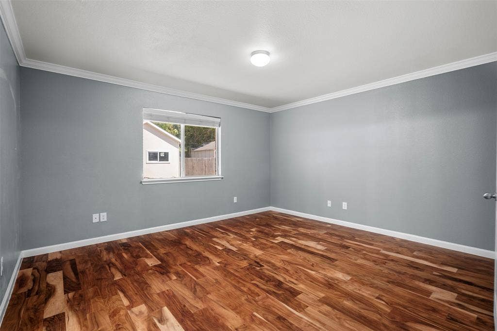 1626 Canary Island Court, Dallas, TX 75217 primary bedroom
