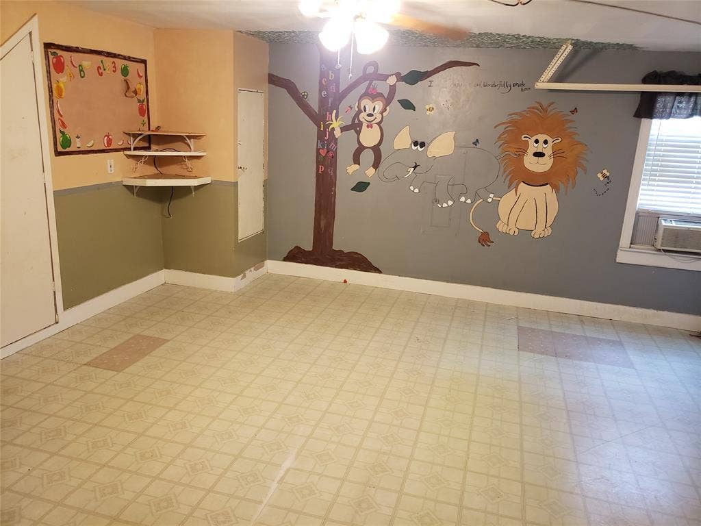 7009 Oconnor Street, Arlington, TX 76002 7009 Oconnor Street, Arlington, TX 76002