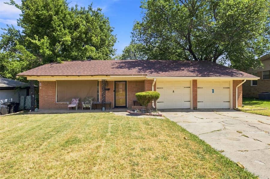 Property photo for 1817 Ellington Drive, Fort Worth, TX