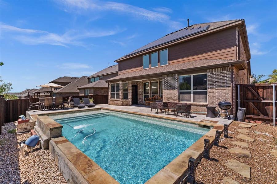 Property photo for 3305 Knoll Pines Road, Denton, TX