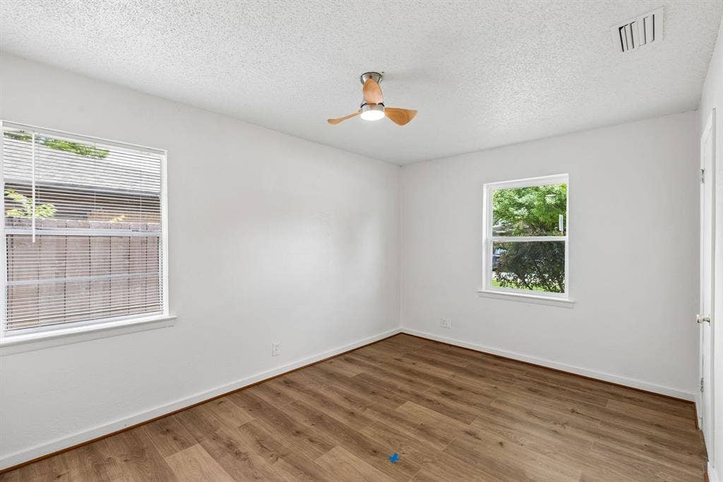 747 High School Drive, Seagoville, TX 75159