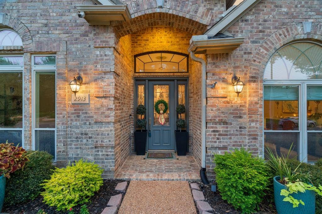 2913 Harkness Drive, Plano, TX 75093 2913 Harkness Drive, Plano, TX 75093