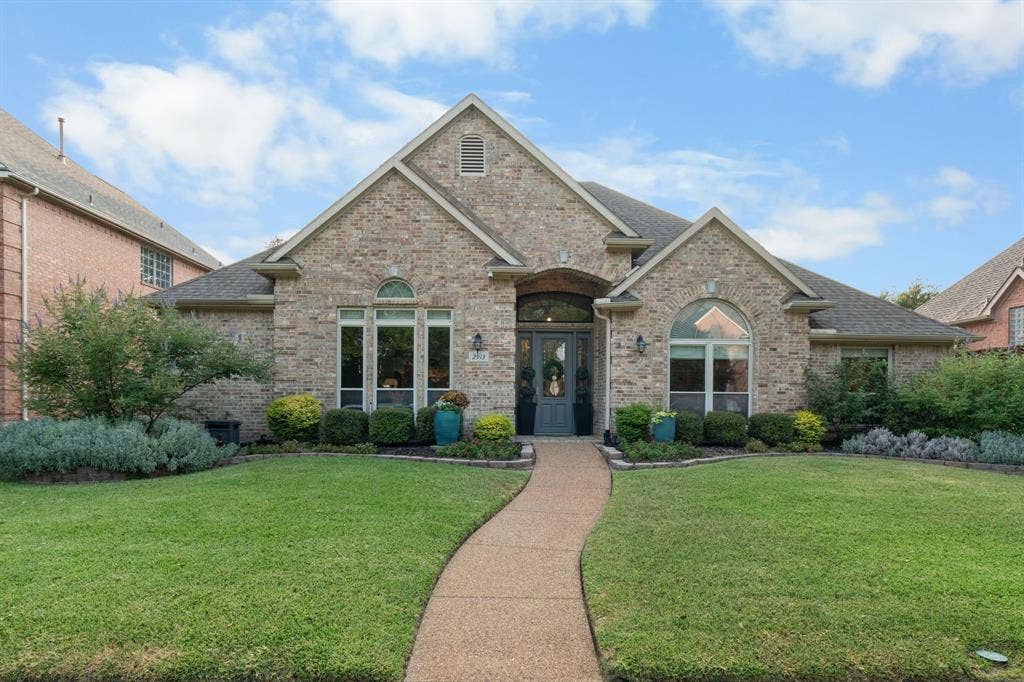 2913 Harkness Drive, Plano, TX 75093 2913 Harkness Drive, Plano, TX 75093