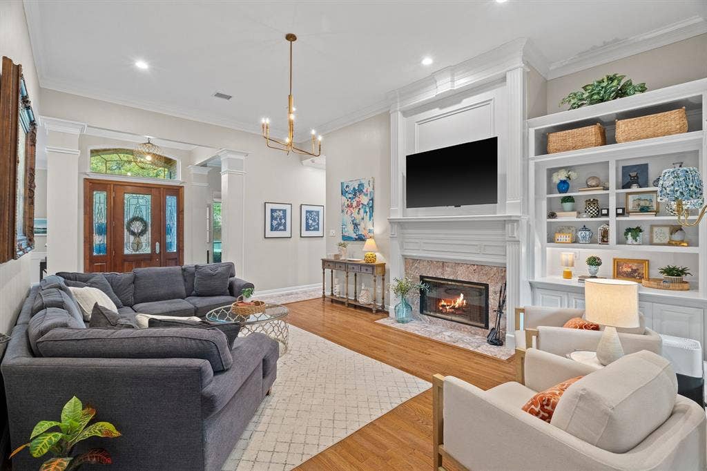2913 Harkness Drive, Plano, TX 75093 2913 Harkness Drive, Plano, TX 75093