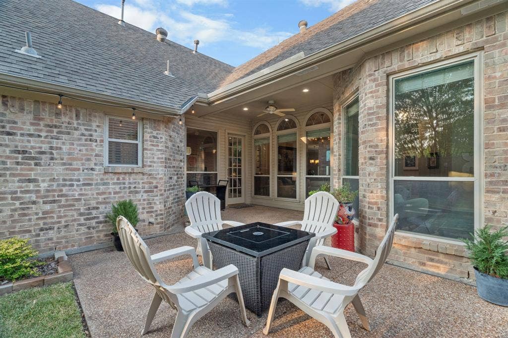 2913 Harkness Drive, Plano, TX 75093 2913 Harkness Drive, Plano, TX 75093