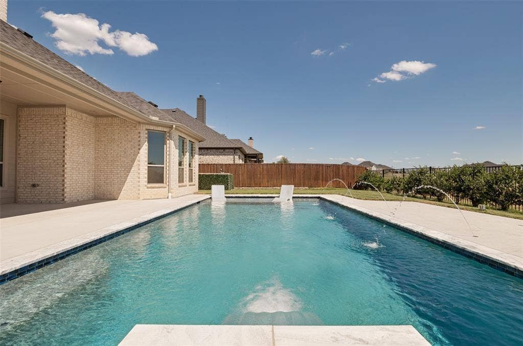 3266 Arbor Grove Trail, Midlothian, TX 76065 3266 Arbor Grove Trail, Midlothian, TX 76065