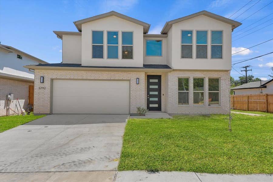 Property photo for 3792 Wenatche Drive, Dallas, TX