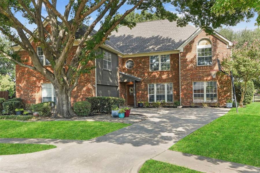 Property photo for 501 Palm Desert Drive, Garland, TX