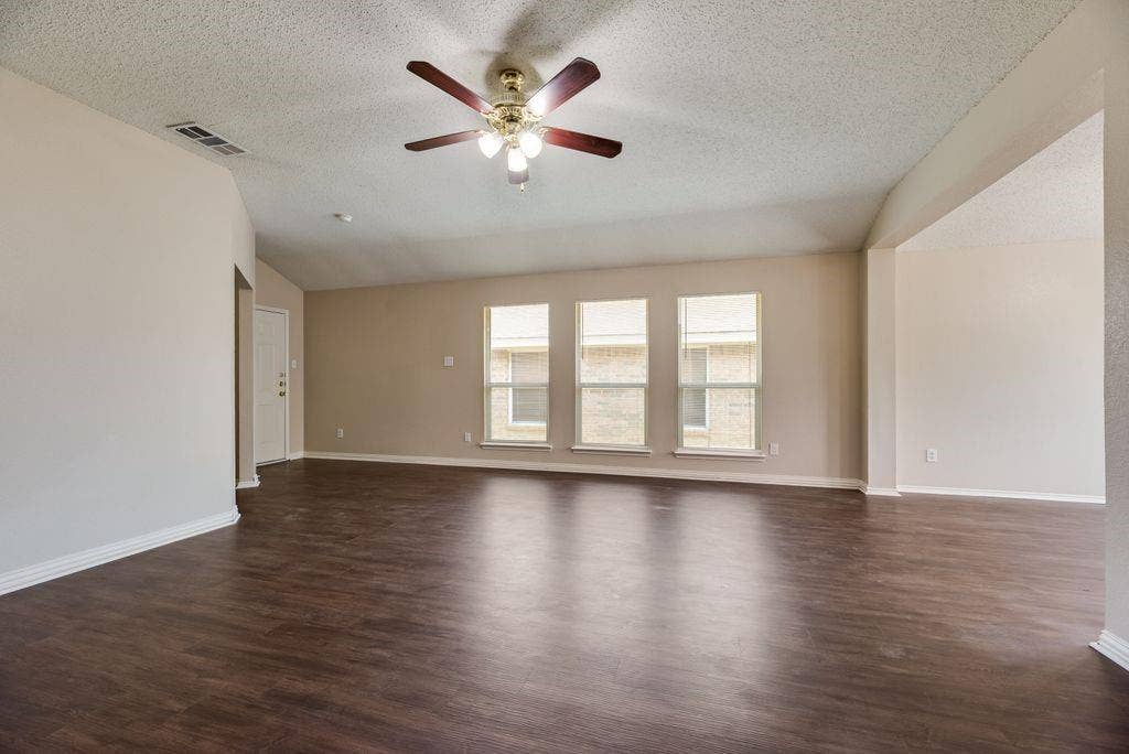636 Canyon Place, DeSoto, TX 75115 636 Canyon Place, DeSoto, TX 75115