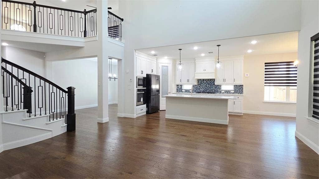 10870 Grayhead Drive, Frisco, TX 75035 10870 Grayhead Drive, Frisco, TX 75035