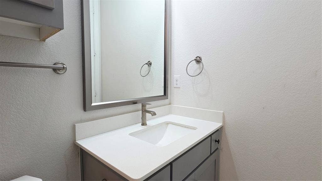 10870 Grayhead Drive, Frisco, TX 75035 10870 Grayhead Drive, Frisco, TX 75035