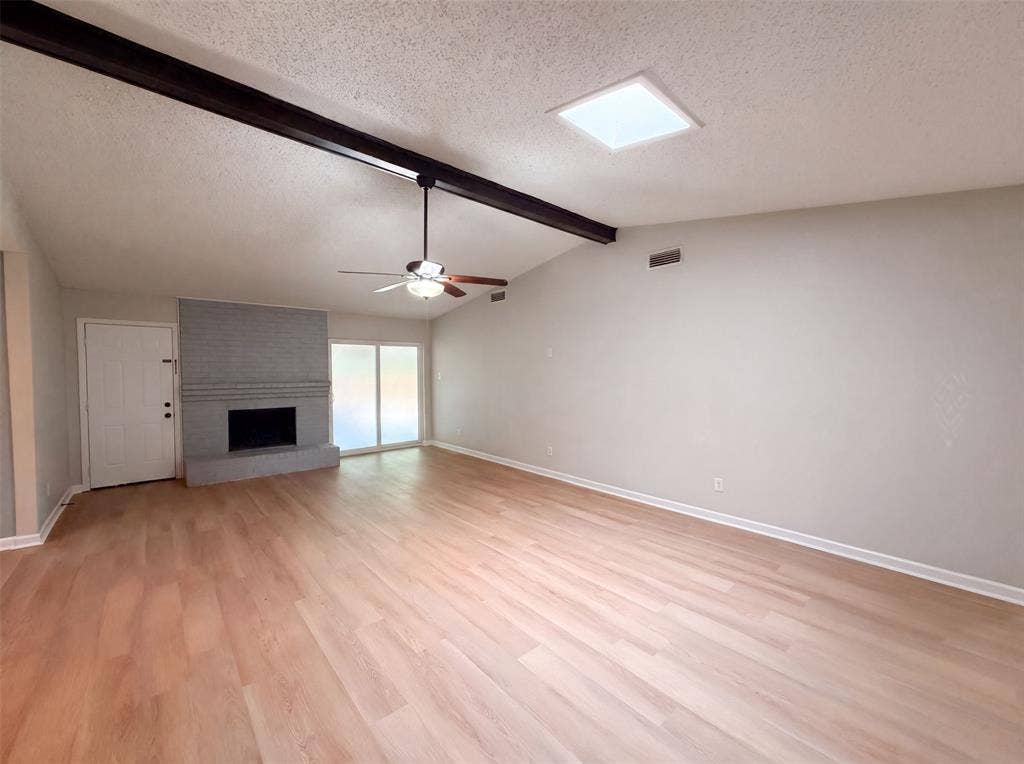922 Meadowdale Circle, Garland, TX 75043 922 Meadowdale Circle, Garland, TX 75043