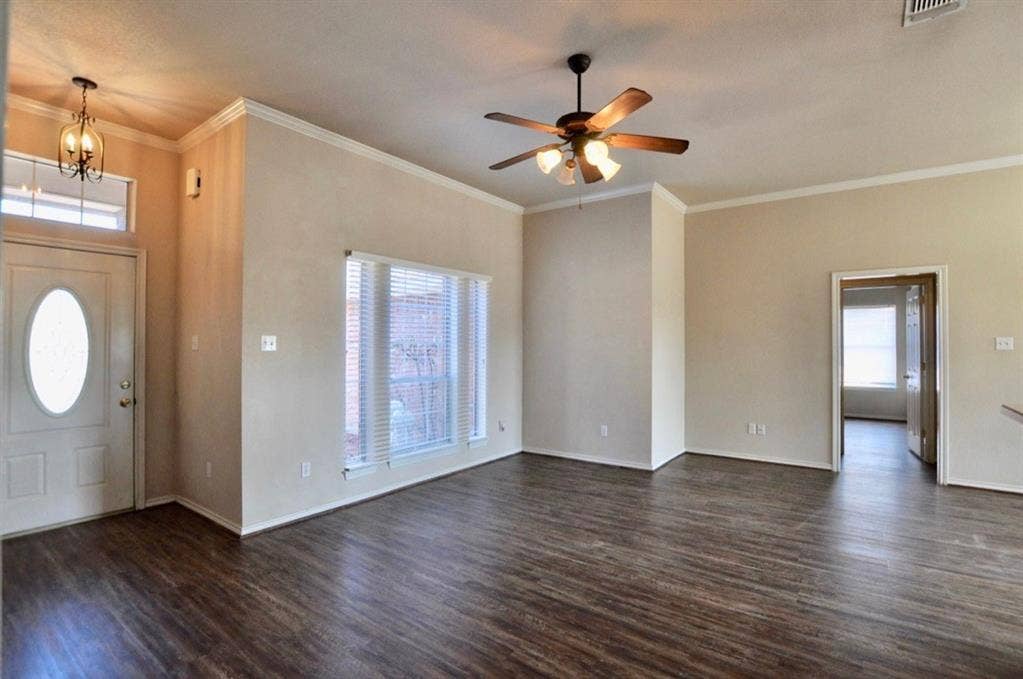 1838 Laura Street, Weatherford, TX 76086 1838 Laura Street, Weatherford, TX 76086