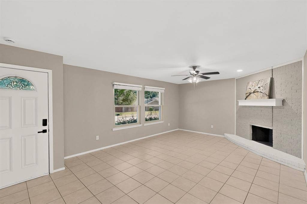 2404 Lemmontree Lane, Plano, TX 75074 2404 Lemmontree Lane, Plano, TX 75074