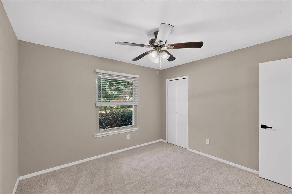 2404 Lemmontree Lane, Plano, TX 75074 2404 Lemmontree Lane, Plano, TX 75074