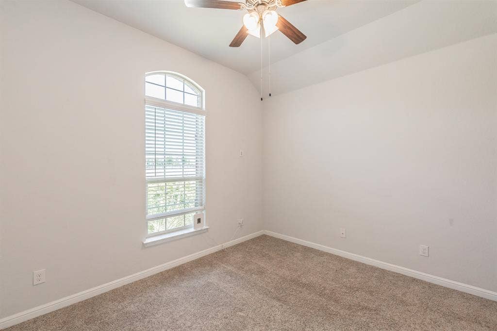 8901 Thompson Road, Argyle, TX 76226