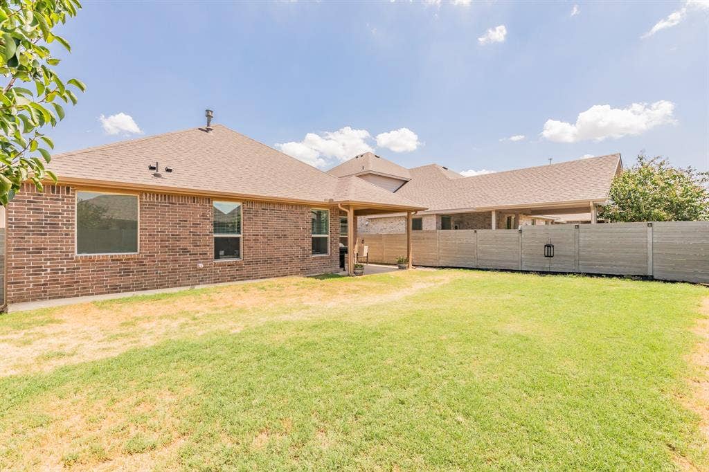 8901 Thompson Road, Argyle, TX 76226