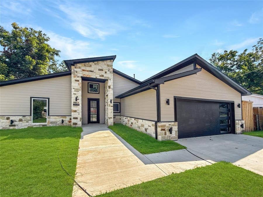 Property photo for 2130 Kathleen Avenue, Dallas, TX