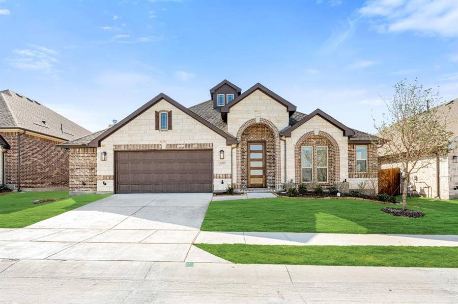 Property photo for 2009 Amber Gate Drive, Anna, TX