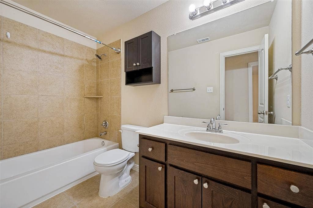 4423 Samarth Street, Irving, TX 75061 4423 Samarth Street, Irving, TX 75061