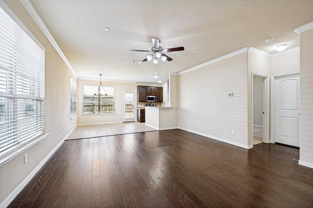 4423 Samarth Street, Irving, TX 75061 4423 Samarth Street, Irving, TX 75061