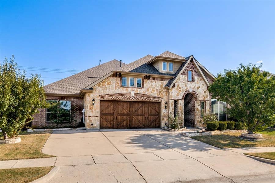 Property photo for 501 Virginia Lane, Wylie, TX