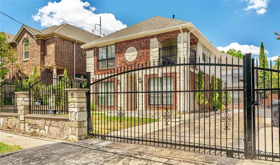 Property photo for 2411 Knight, Dallas, TX