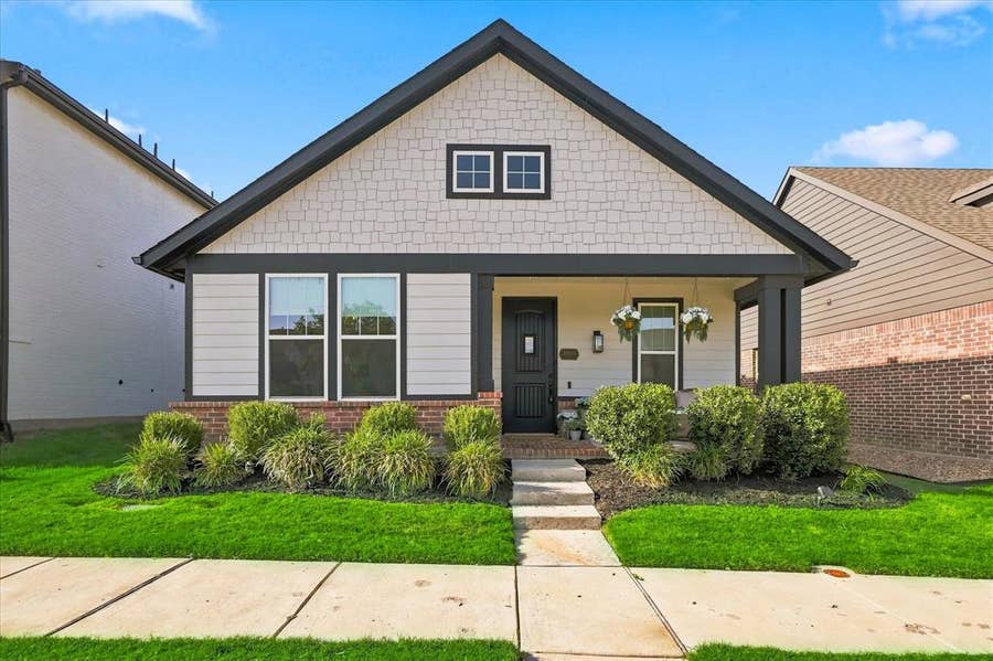 Property photo for 2429 Elm Place, Northlake, TX