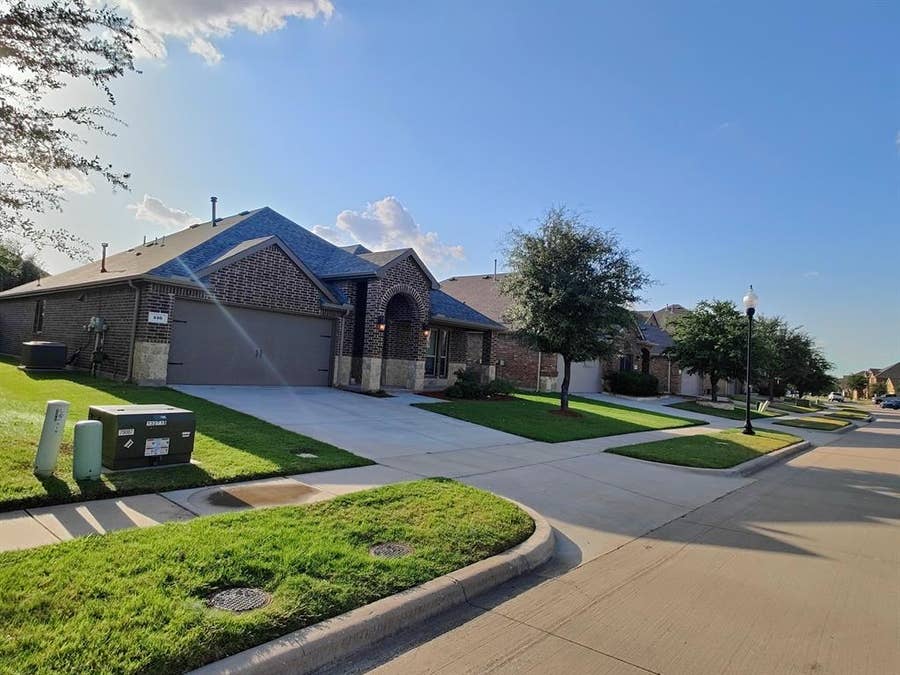 Property photo for 516 Rustic Oak Lane, McKinney, TX
