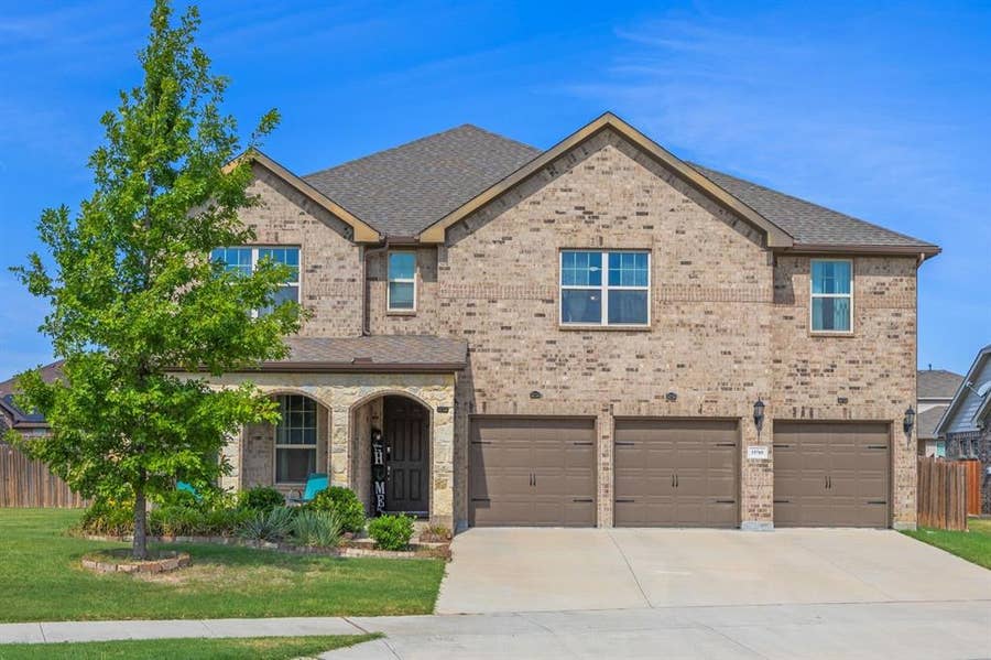 Property photo for 15765 Fire Ridge Drive, Fort Worth, TX