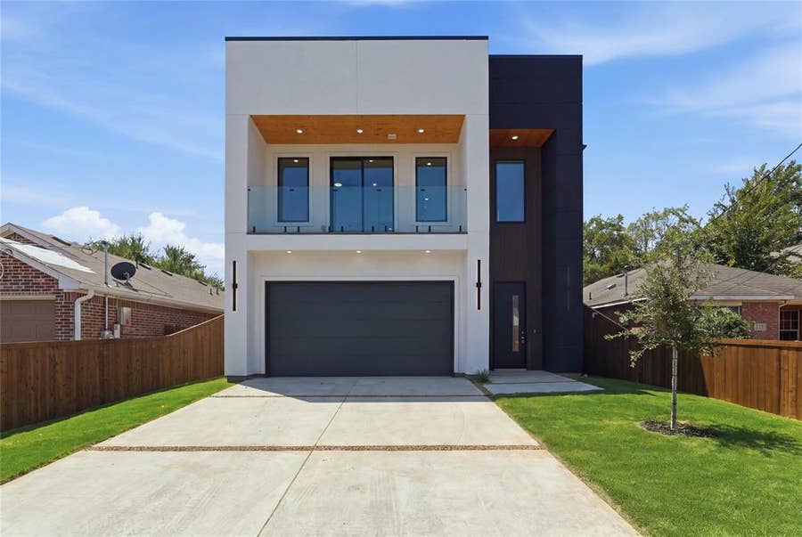 Property photo for 1710 Toronto Street, Dallas, TX