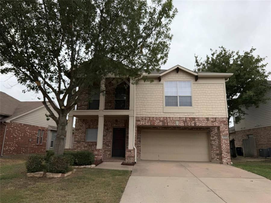 Property photo for 10945 Hawks Landing Road, Fort Worth, TX