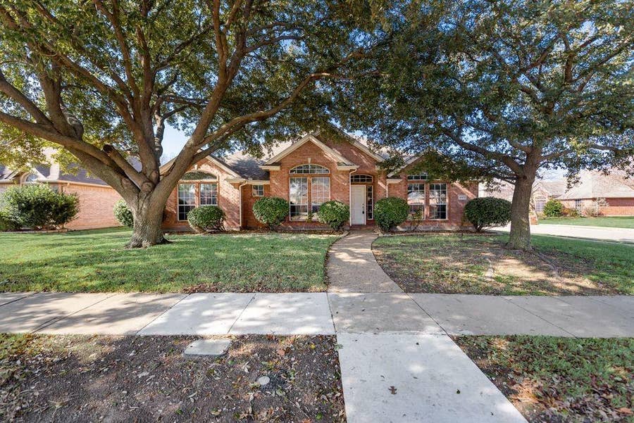 Property photo for 4911 Lakeland Drive, Frisco, TX